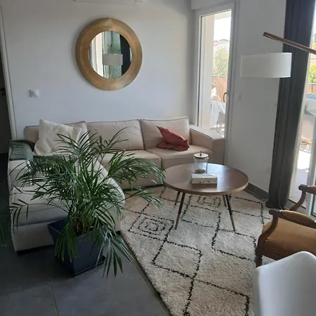 Nocleg ze śniadaniem Chambre Meublee *